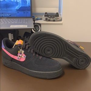 AF1 LV 08 flamingo size 13